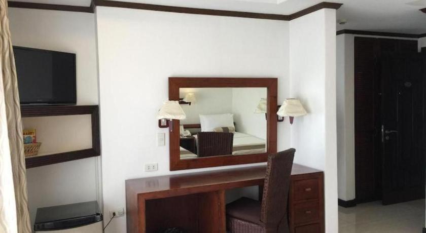 Soledad Suites Панглао Екстериор снимка