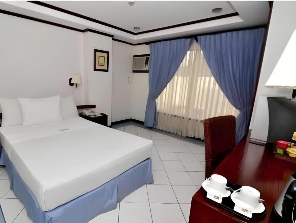 Soledad Suites Панглао Екстериор снимка