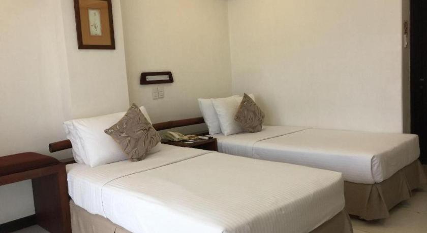 Soledad Suites Панглао Екстериор снимка
